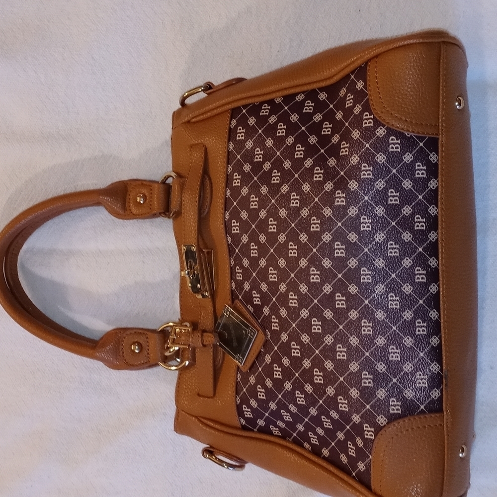 Purse - Picture 3 of 8